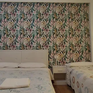 The Caponi Bros Местре